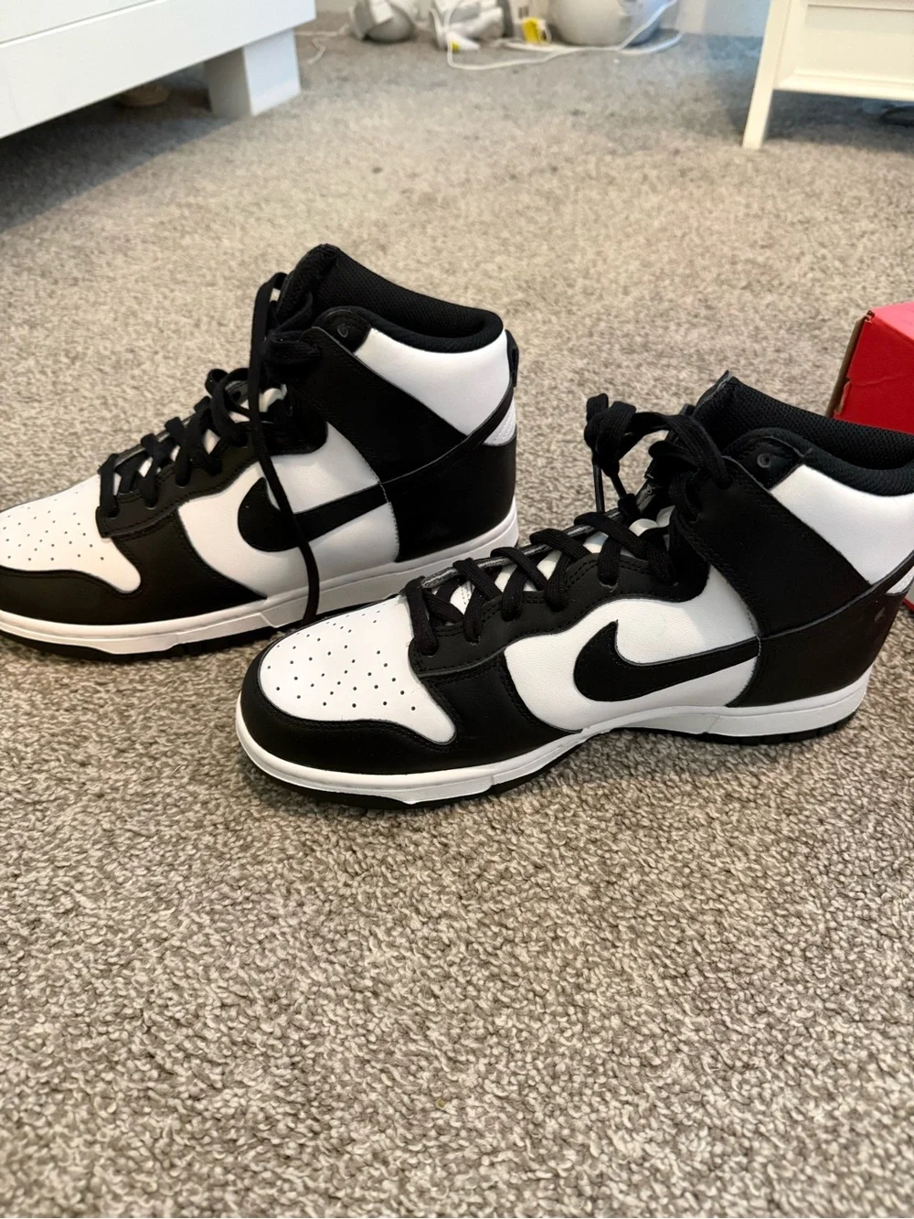 Nike High-Top Sneakers Pandas in Black and White